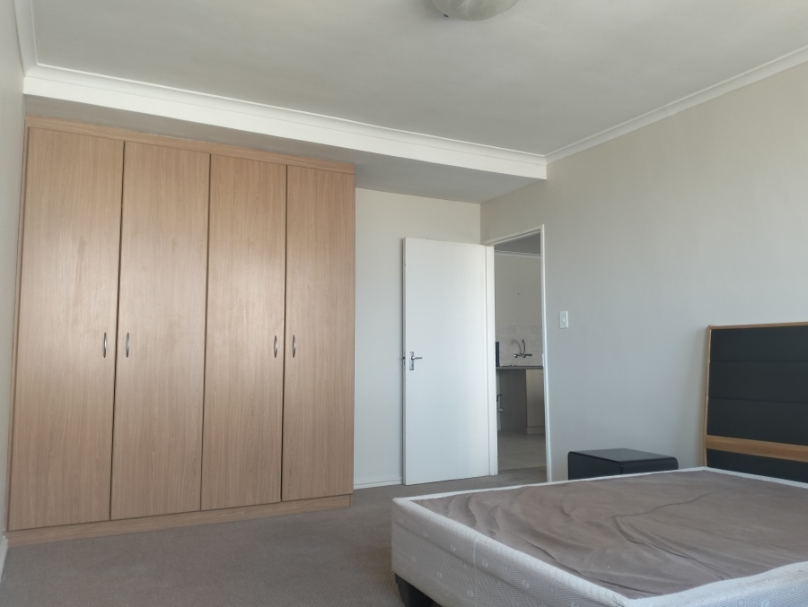 1 Bedroom Property for Sale in Wynberg Western Cape